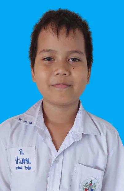 ธนพัฒน์ โฉมใส