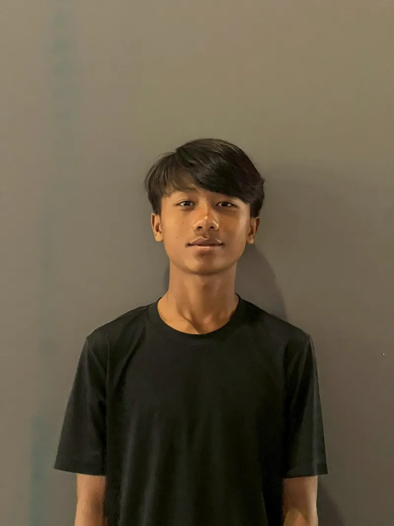 ชาลีฟ ขันขาว